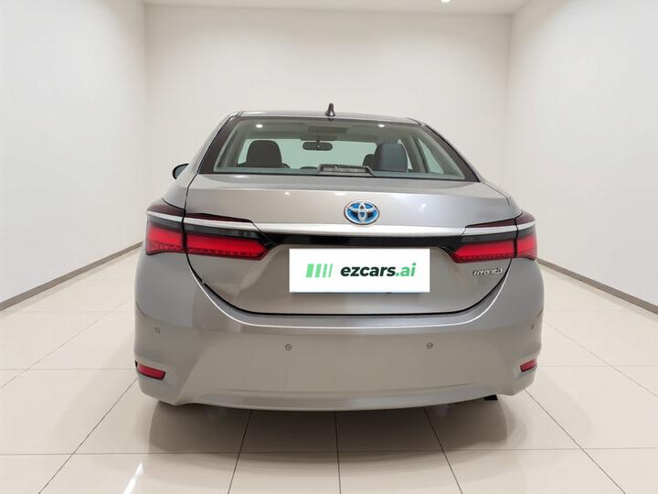 Corolla 2017 Facelift Hybrid 1.8L E-CVT Elite photo 5