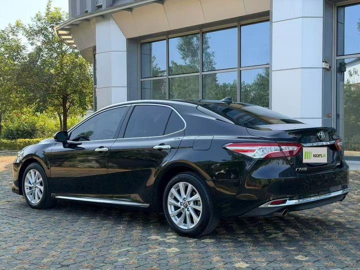 Camry 2023 2.0G Luxury photo 4