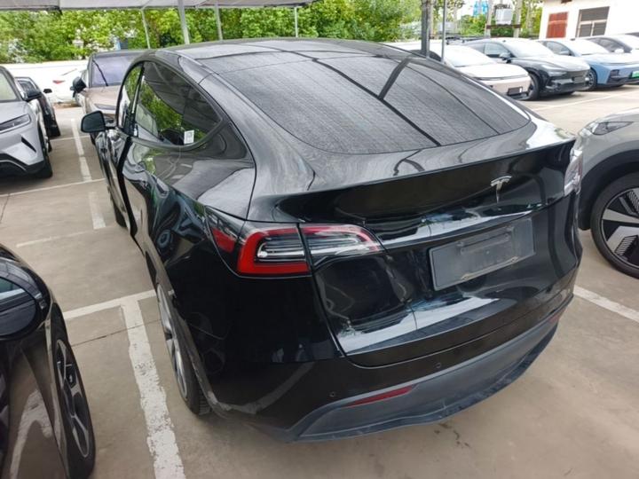 Model Y 2021 Standard Range RWD photo 4