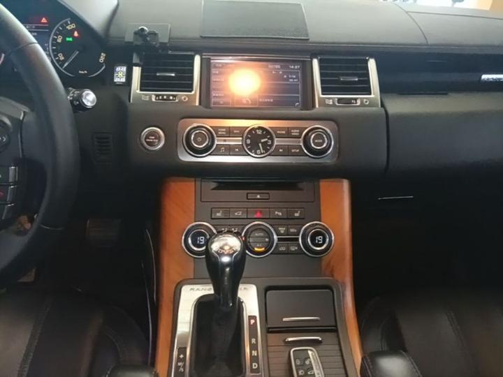 Range Rover Sport 2013 3.0 TDV6 Diesel photo 8