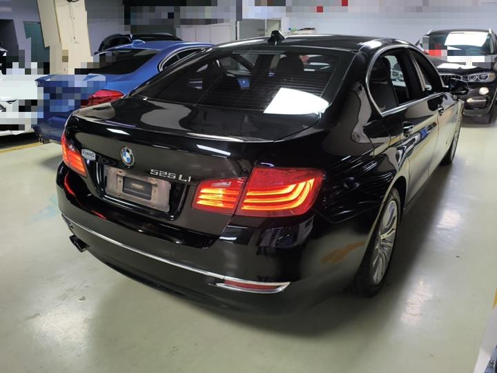 5 Series 2014 525Li Luxury Design Package photo 4