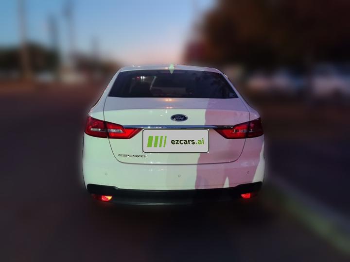 Escort 2019 Facelift 1.5L AT China VI photo 5
