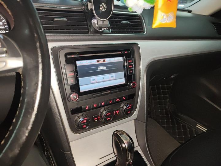 Passat 2014 1.8TSI DSG photo 5