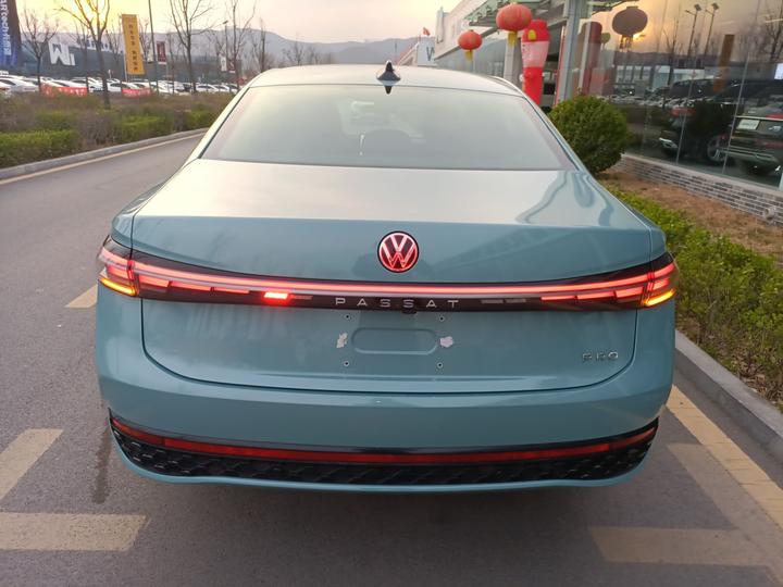 Passat 2025 Pro 380TSI photo 3