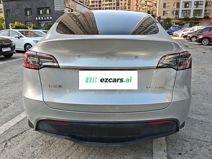 Model Y 2022 Facelift RWD photo 5