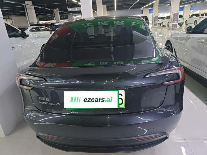 Model 3 2023 RWD photo 3