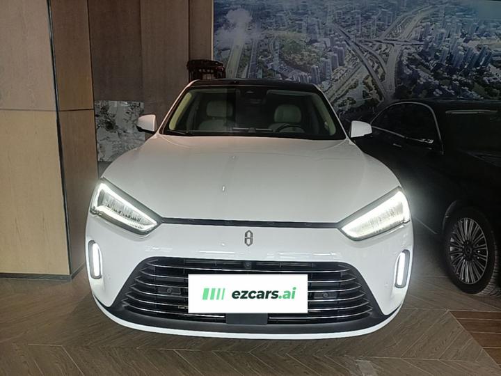 HIMA AITO M5 2022 EREV AWD Flagship photo 2
