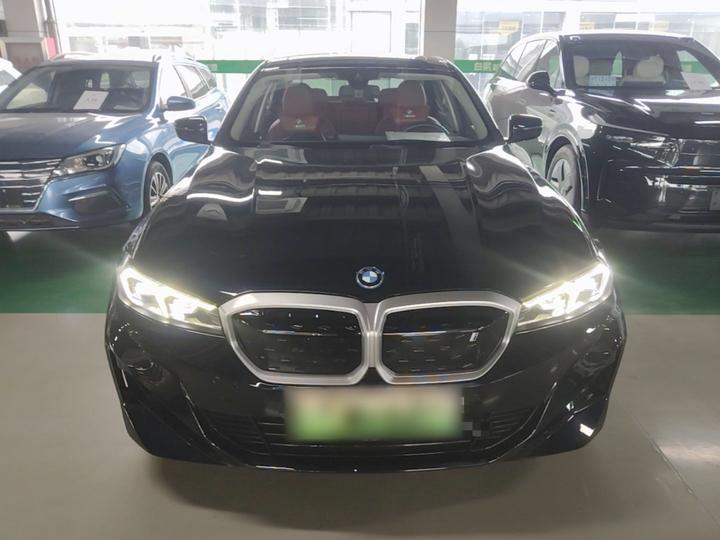 i3 2022 eDrive 35 L photo 2
