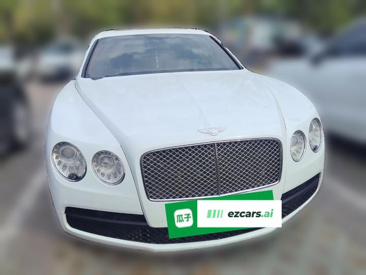 Flying Spur 2015 4.0T V8 Standard photo 2
