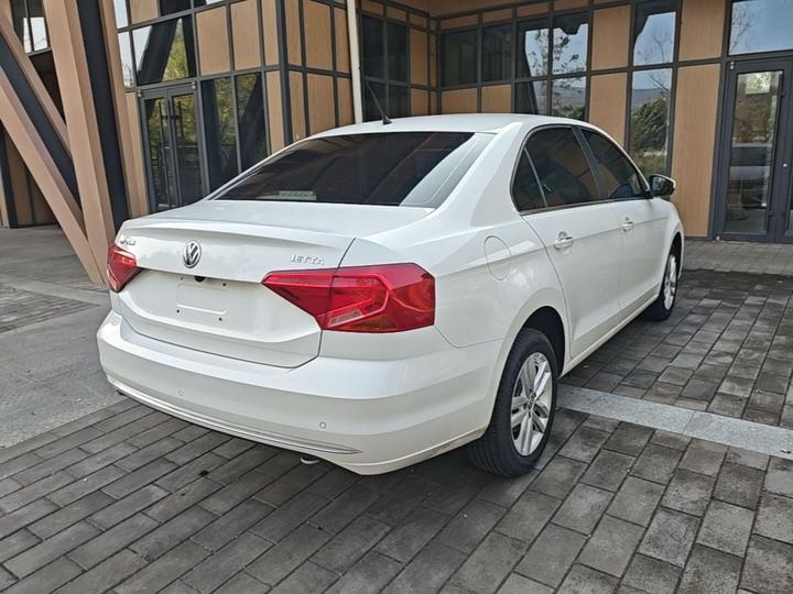 2017 1.4L MT Comfort photo 4