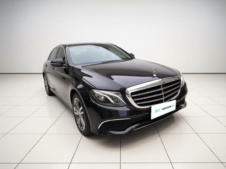 E-Class 2018 Facelift E 200 L Sport 4MATIC photo 3