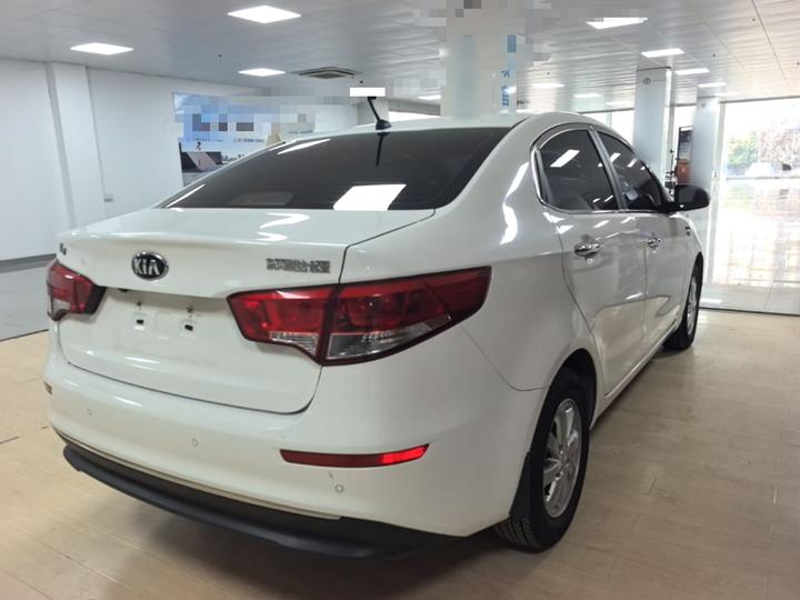 K2 2015 Sedan 1.4L AT GLS photo 6