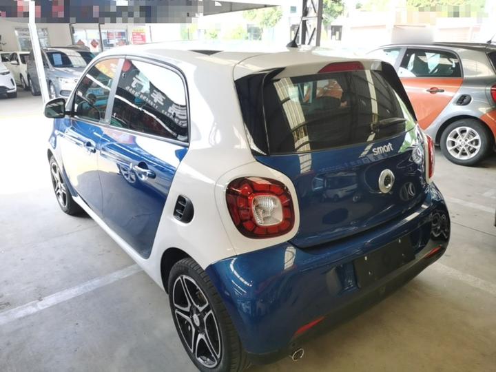 forfour 2016 0.9T 66 Ultimate photo 4
