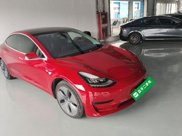 Model 3 2019 Standard Range RWD Upgraded photo 3