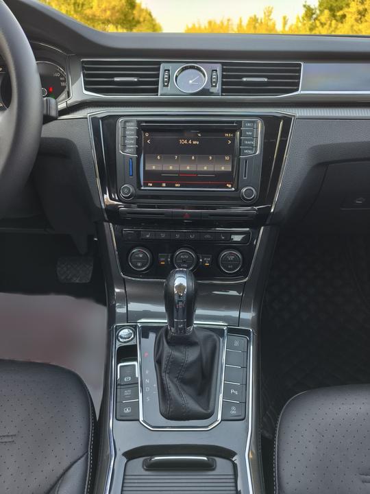 Passat 2017 330TSI DSG photo 6
