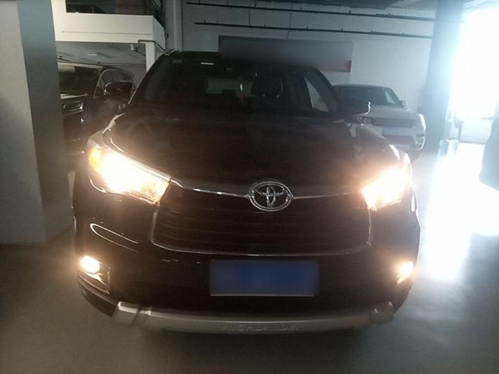 Highlander 2017 2.0T AWD Luxury 7-Seater photo 2
