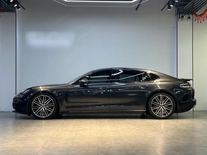 2022 Panamera 4 Executive Extended 2.9T photo 3