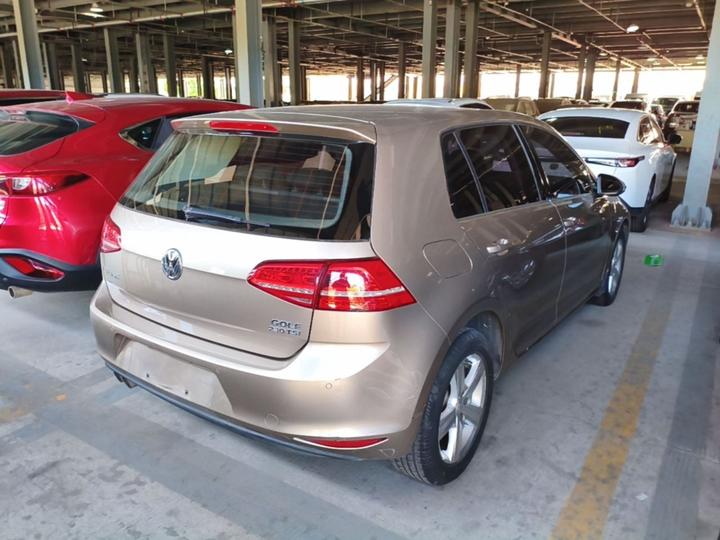 Golf 2016 230TSI AT Comfort photo 4