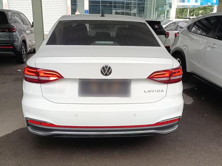 Lavida 2023 1.5L AT photo 3