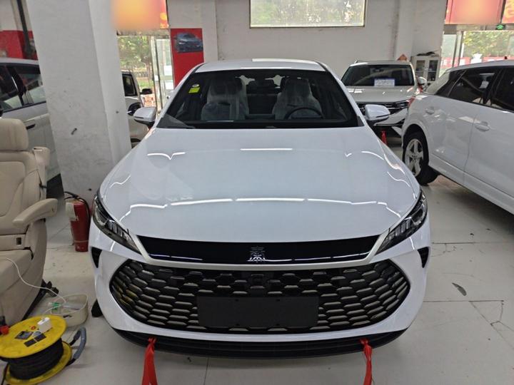 Qin PLUS 2026 DM-i 128KM Progressive photo 2