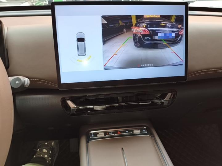560 EV 2026 125km Luxury photo 8