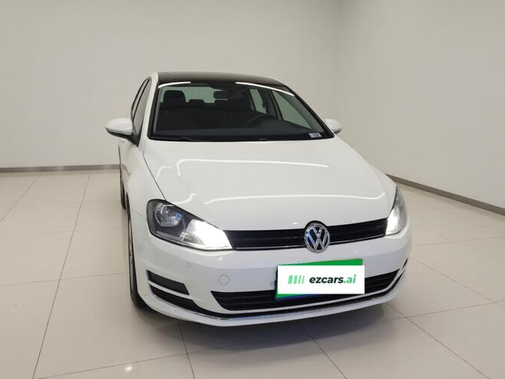 Golf 2016 230TSI AT Comfort photo 2