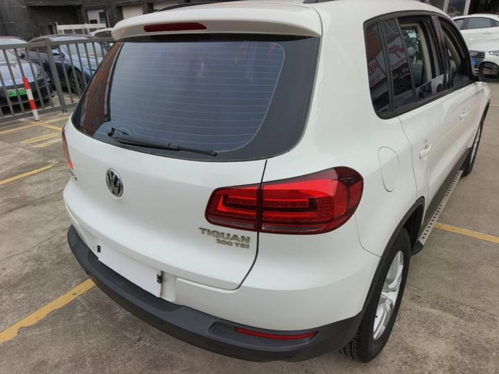 Tiguan 2016 300TSI AT RWD photo 4