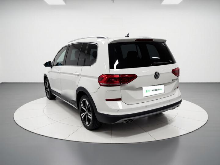 2018 L 280TSI DSG 6-Seater China VI photo 4