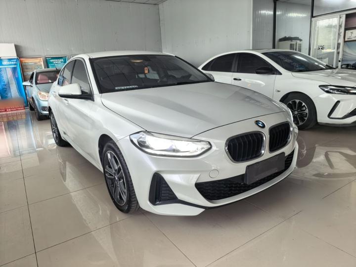1 Series 2021 120i M Sport photo 3