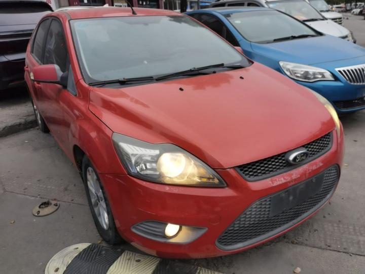 Focus 2013 Hatchback Classic 1.8L AT photo 3