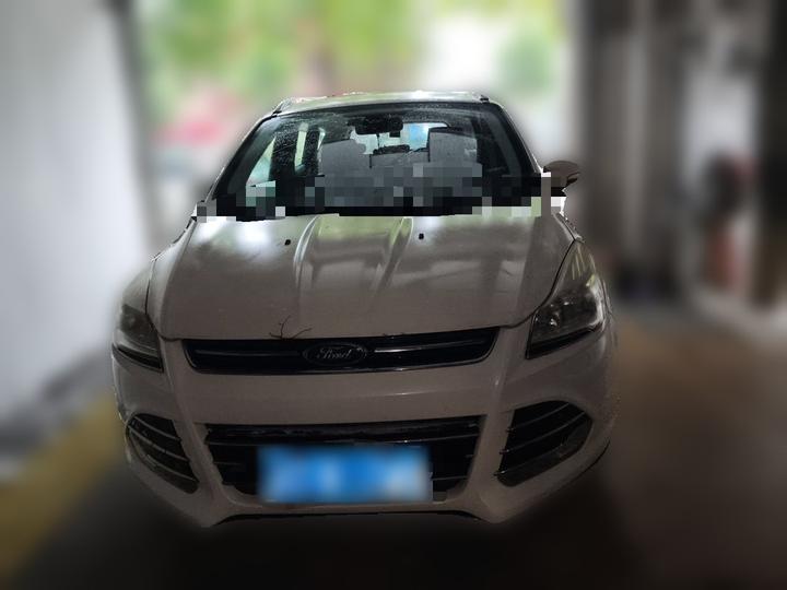Kuga 2015 1.5L GTDi RWD photo 2