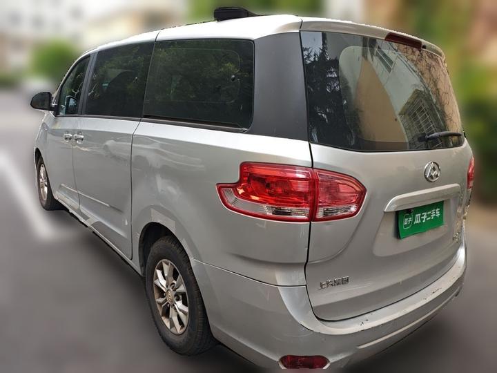 MAXUS G10 2015 2.0T AT Anniversary Edition photo 4