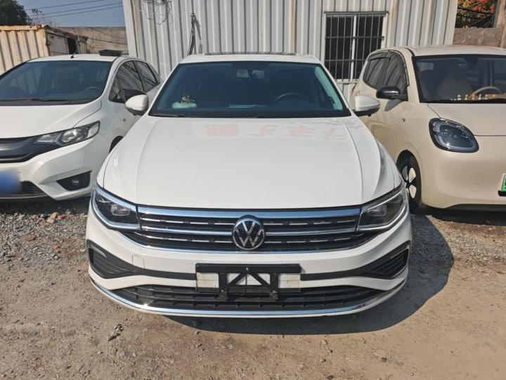 Bora 2025 200TSI DSG photo 2