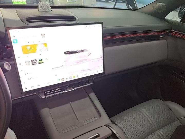 7X 2025 75kWh RWD ADAS photo 8