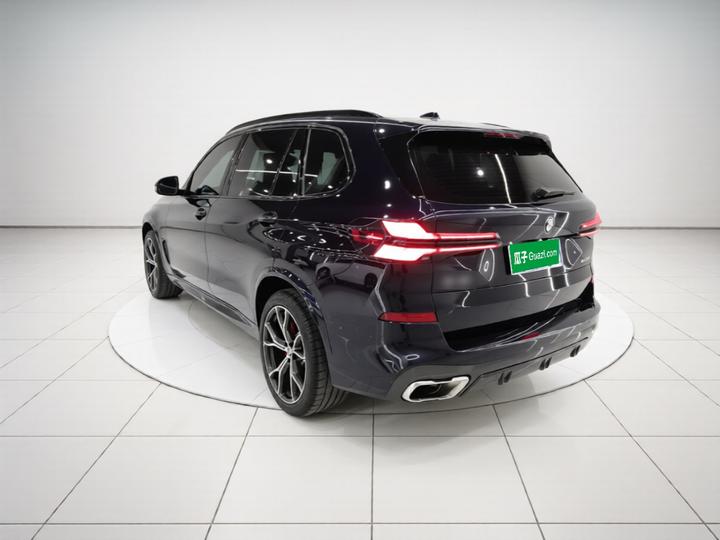 X5 2023 xDrive 30Li Exclusive M Sport Package photo 4