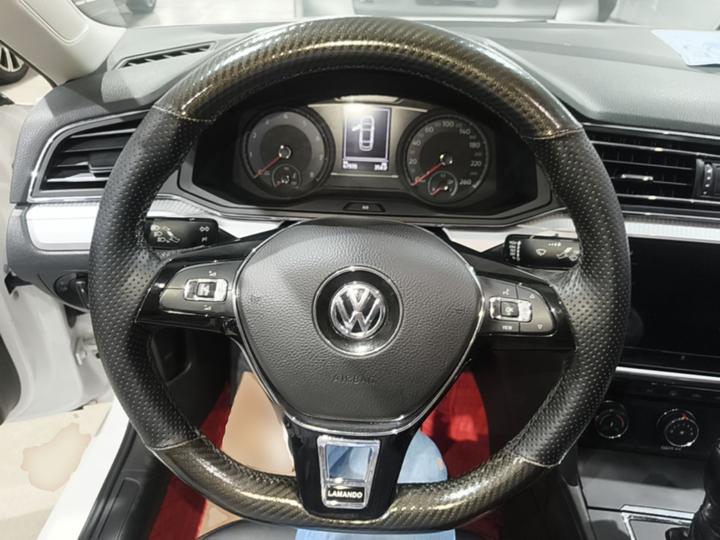 Lamando 2021 230TSI DSG photo 6