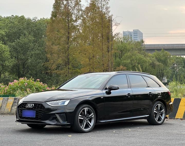 A4 Imported 2022 Avant 40 TFSI Fashion Dynamic