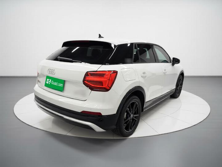 Q2L 2020 35 TFSI Progressive Dynamic photo 6