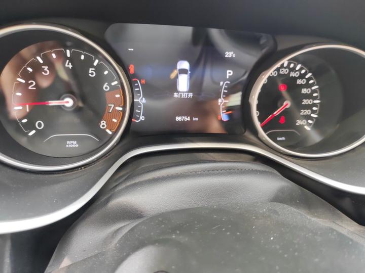 Compass 2017 200T AT photo 6