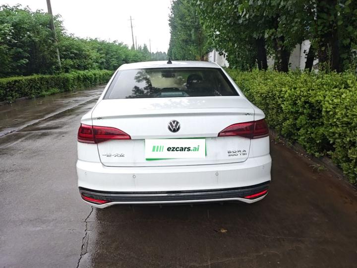 Bora 2023 200TSI DSG photo 3