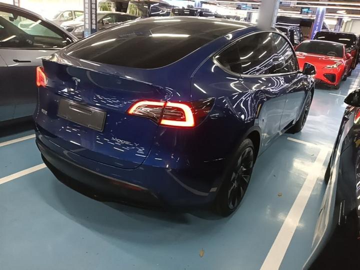 Model Y 2022 Facelift RWD photo 4