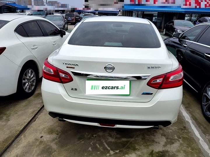 Teana 2018 2.0L XL photo 3