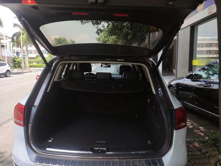 Touareg 2011 3.0TSI photo 8