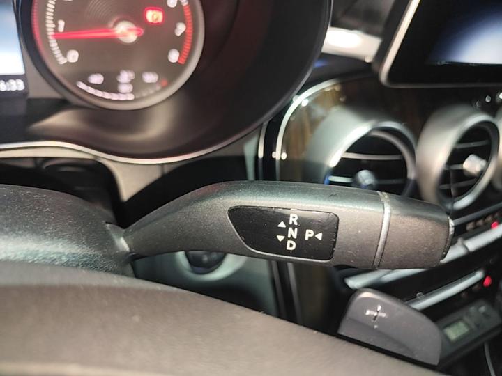 GLC 2018 GLC 260 4MATIC Luxury photo 5
