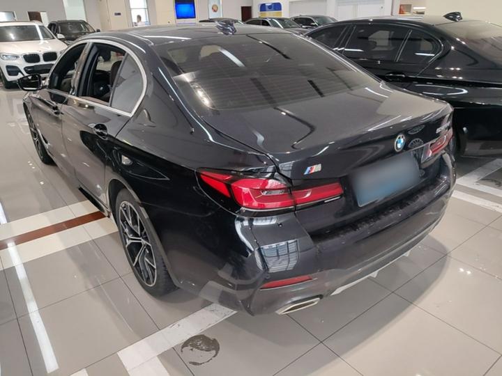 5 Series 2023 530Li Exclusive M Sport Package photo 4