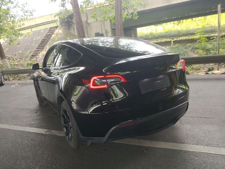 Model Y 2023 Long Range AWD photo 4
