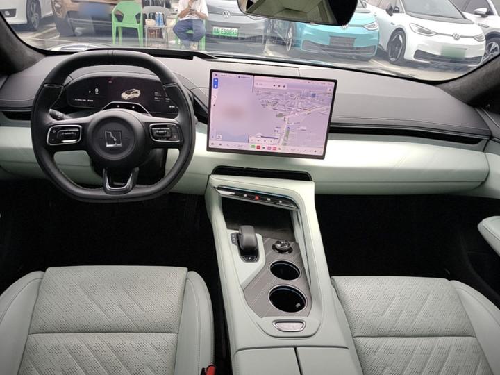 001 2024 YOU 100kWh AWD photo 5