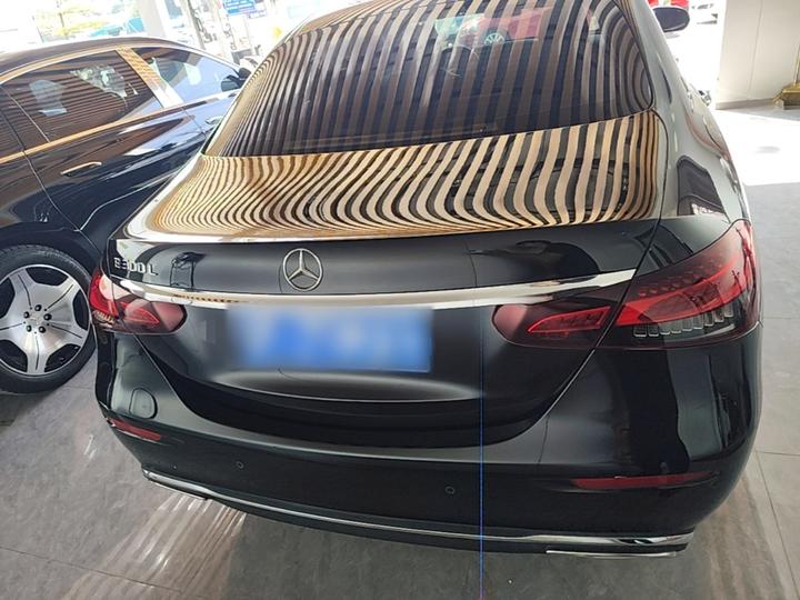 E-Class 2022 E 260 L photo 3