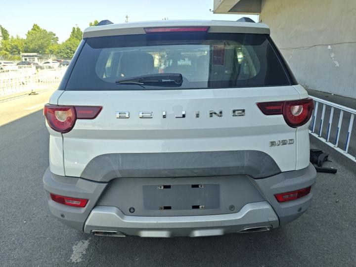 BAIC BJ20 2016 1.5T CVT Luxury photo 3