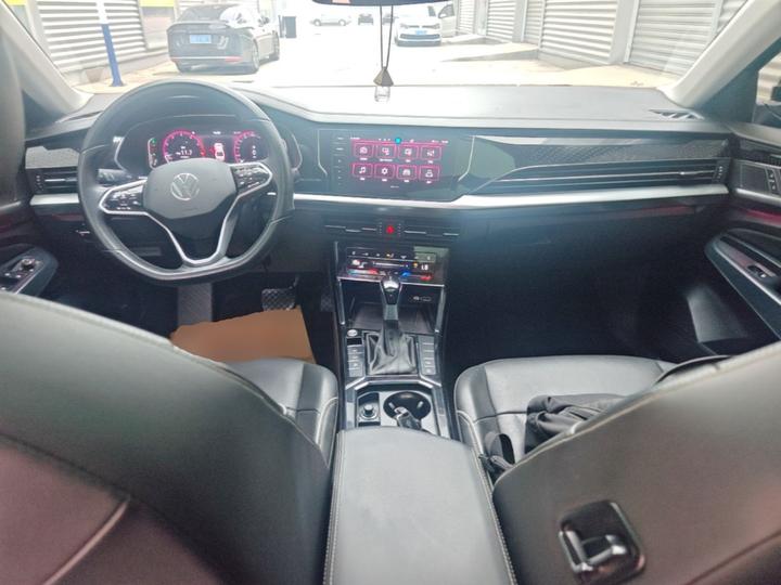 Passat 2023 Facelift 330TSI Luxury photo 5